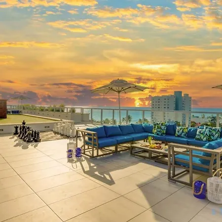 5 Beach Resort w ROOFTO POOL Hot Tub Modern 2 BR 2 BR